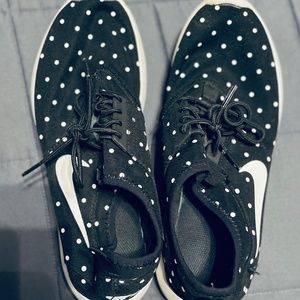 NIKE Juvenate mesh trainers polka dot